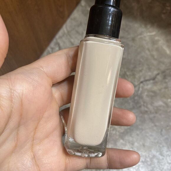 Smashbox Always On Skin-Balancing Foundation + Hyaluronic Acid - F10-N - 1oz - Picture 5 of 5